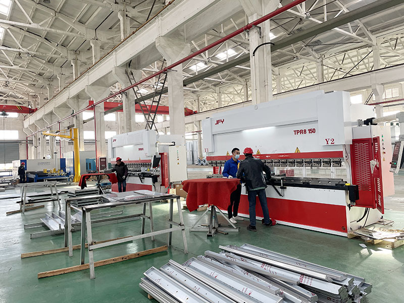 生產(chǎn)車(chē)間